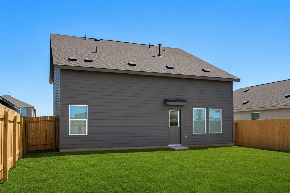 408 Paris Street Maxwell, TX 78656