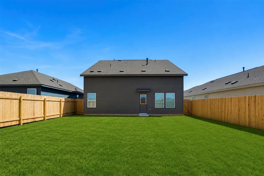 408 Paris Street Maxwell, TX 78656