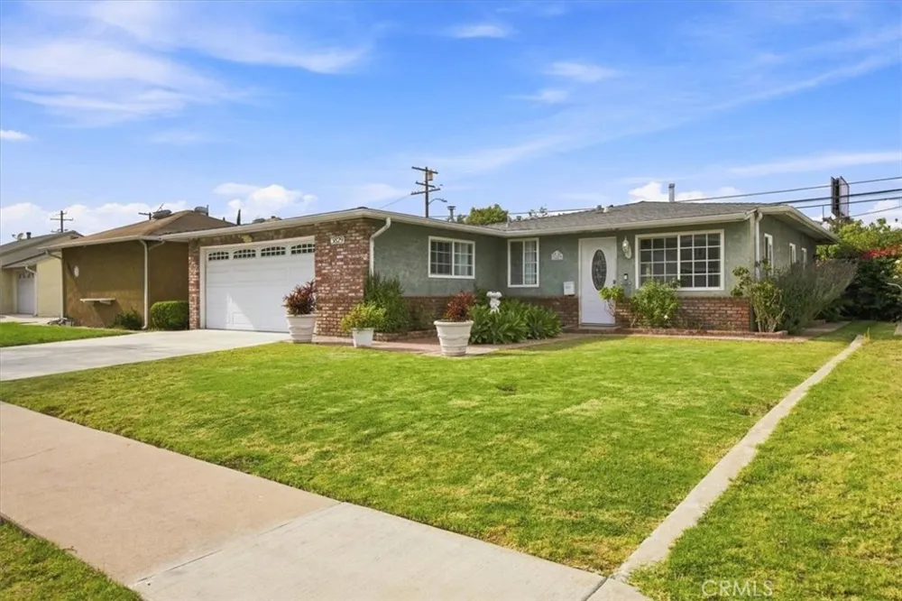 3829 W 144th Hawthorne, CA 90250