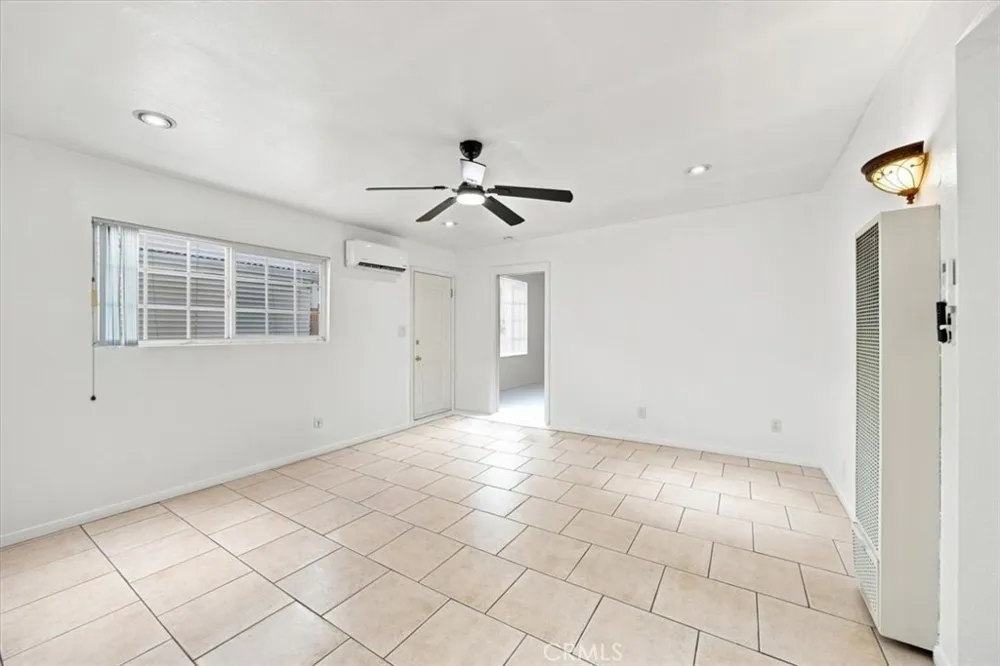 3829 W 144th Hawthorne, CA 90250