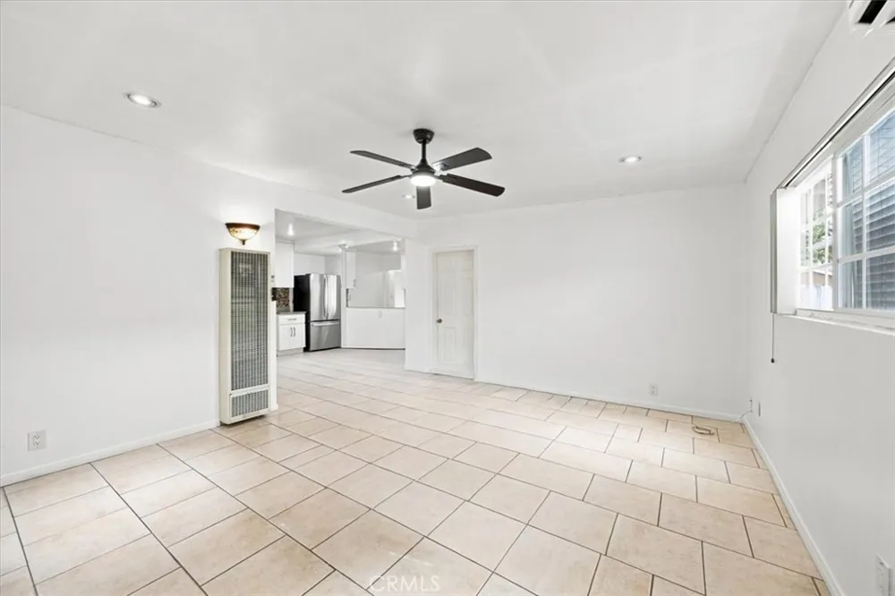 3829 W 144th Hawthorne, CA 90250