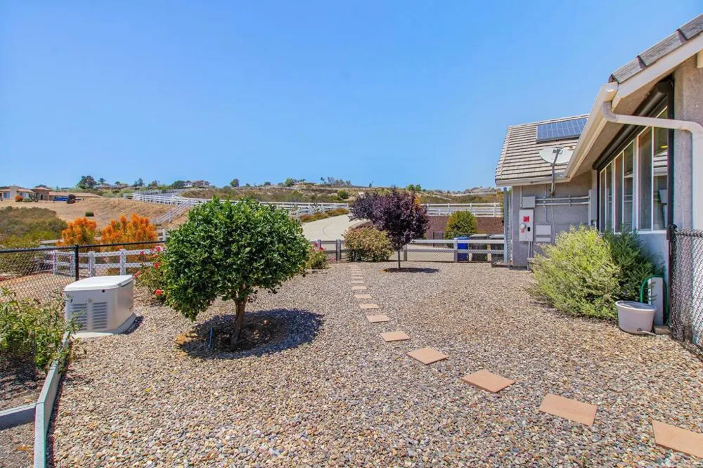 23029 Stokes Road Ramona, CA 92065