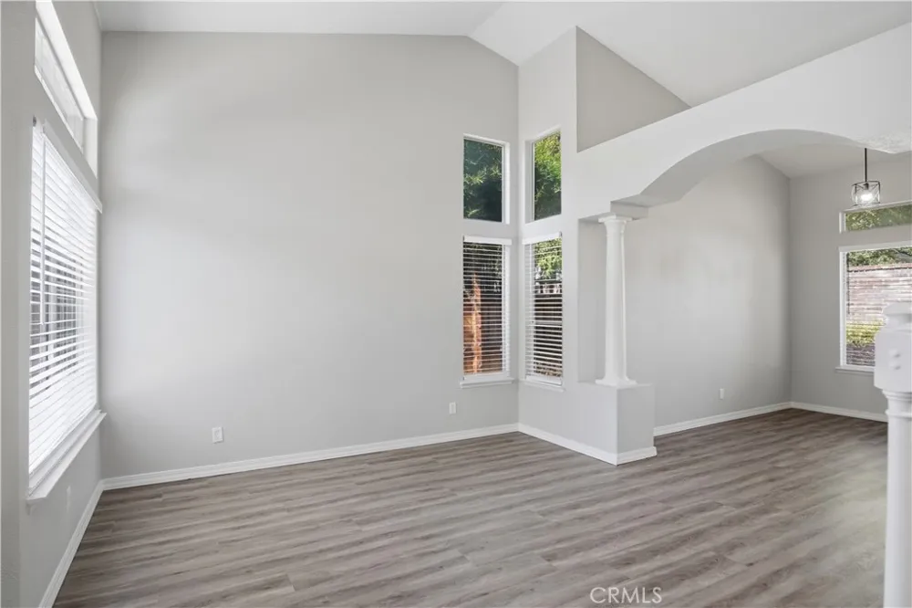 7300 Saltgrass Elk Grove, CA 95758