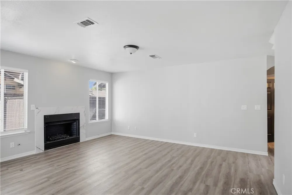 7300 Saltgrass Elk Grove, CA 95758