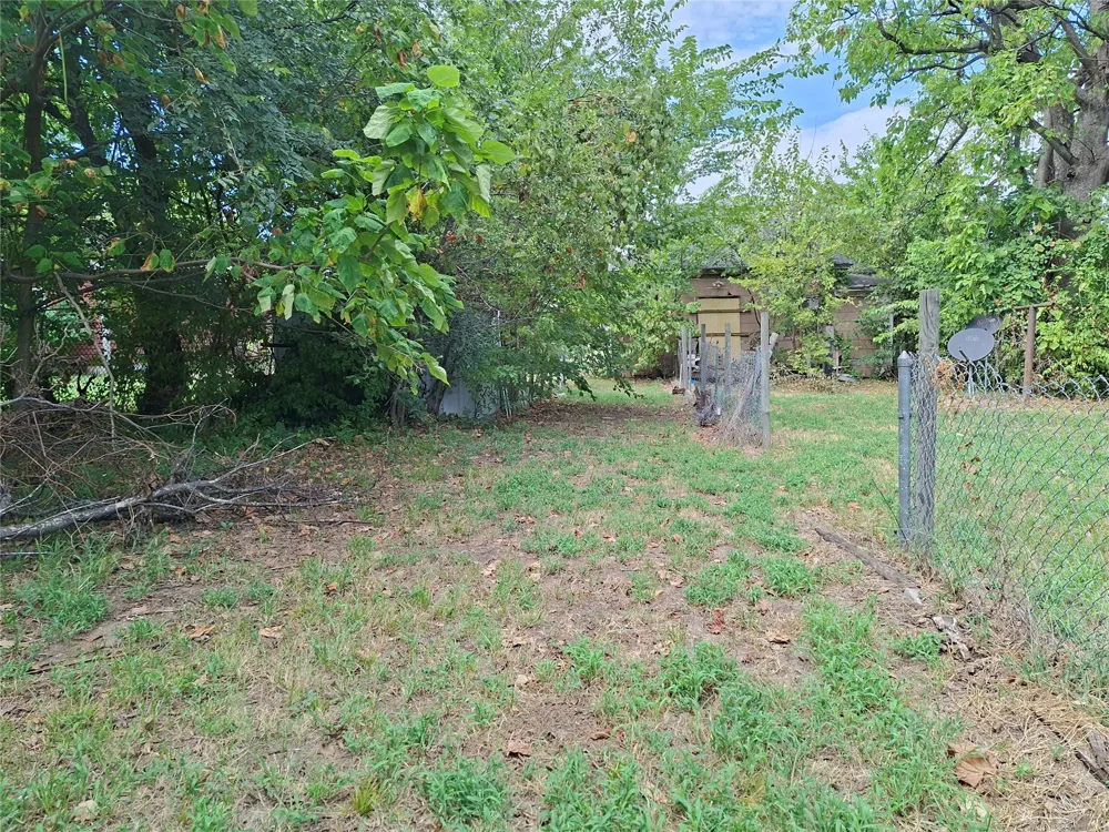 1109 E Broadway Cushing, OK 74023