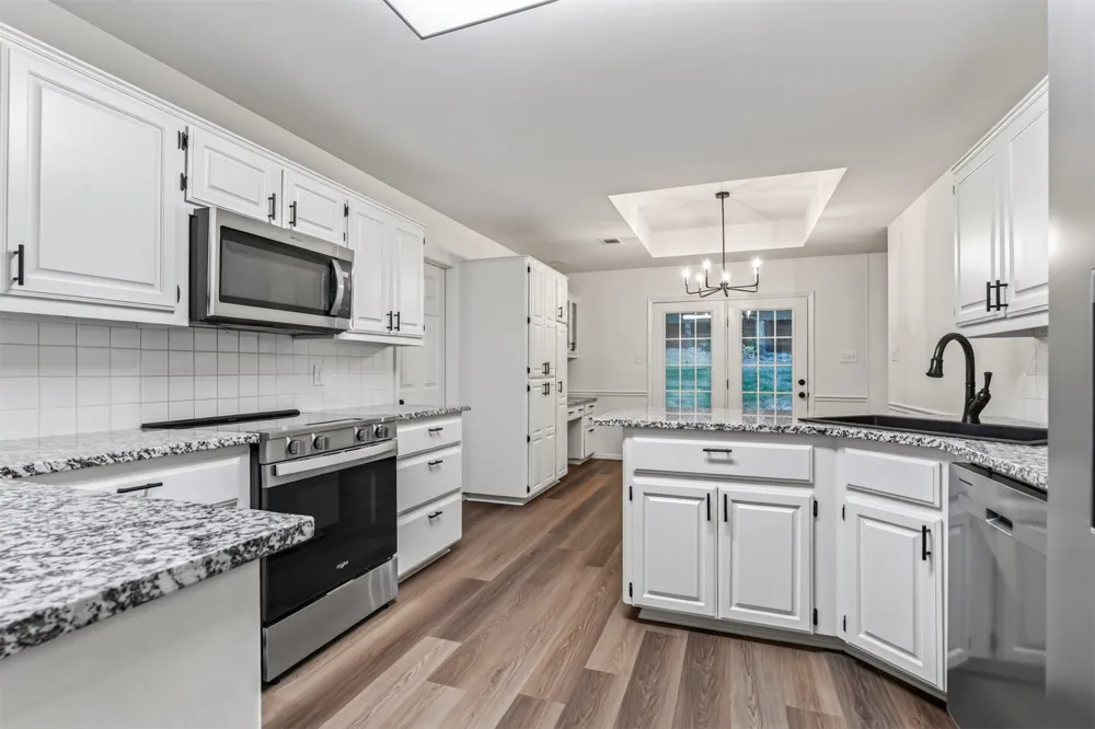 9804 Broadwell Fort Smith, AR 72908