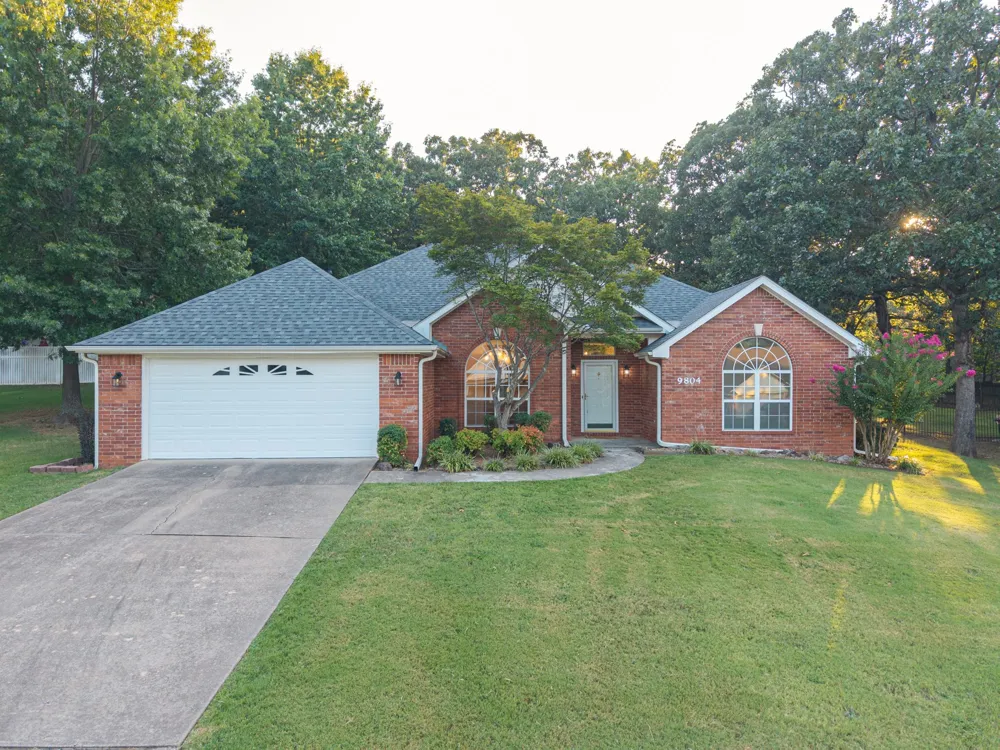 9804 Broadwell Fort Smith, AR 72908