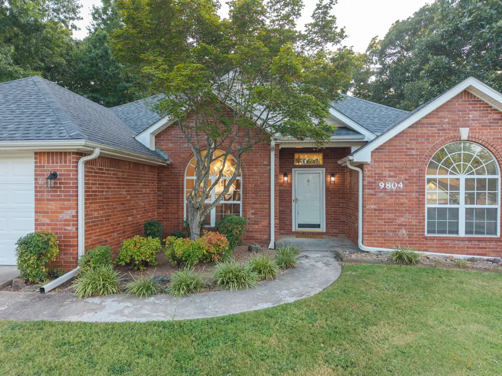 9804 Broadwell Fort Smith, AR 72908