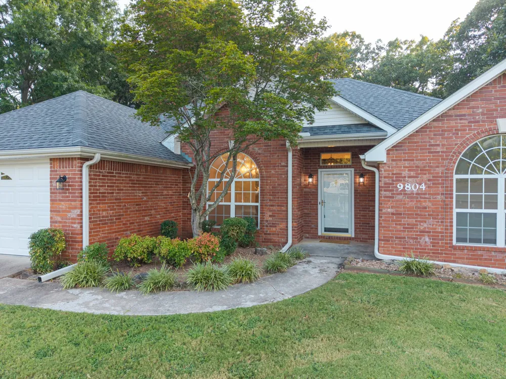 9804 Broadwell Fort Smith, AR 72908