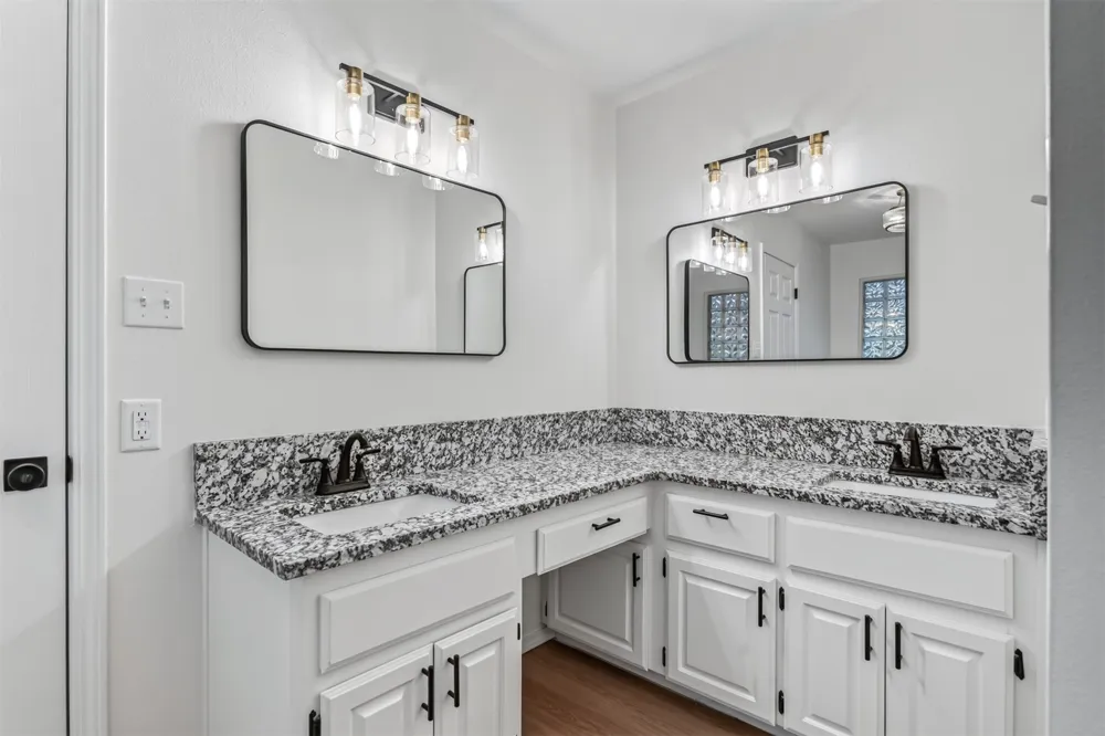 9804 Broadwell Fort Smith, AR 72908