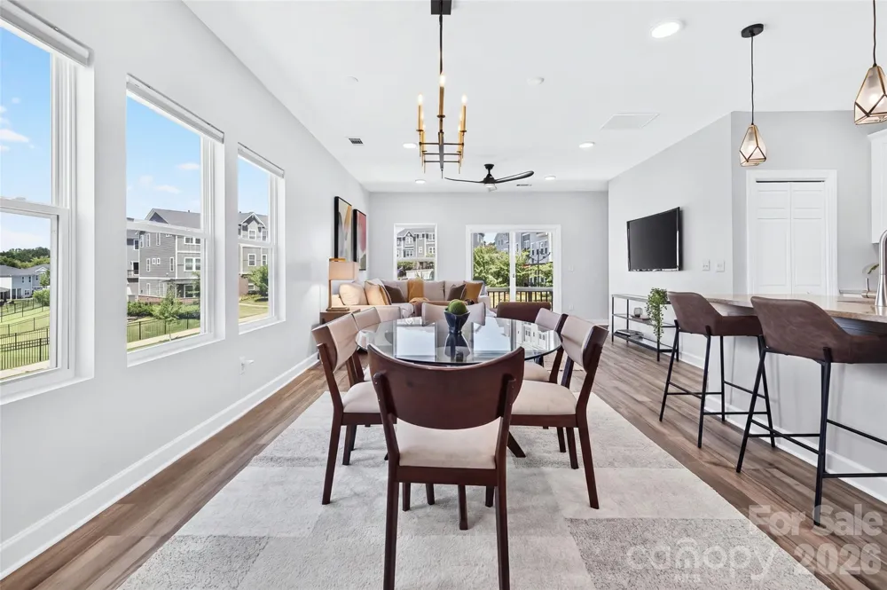 2522 Arbor Loop Drive Charlotte, NC 28217