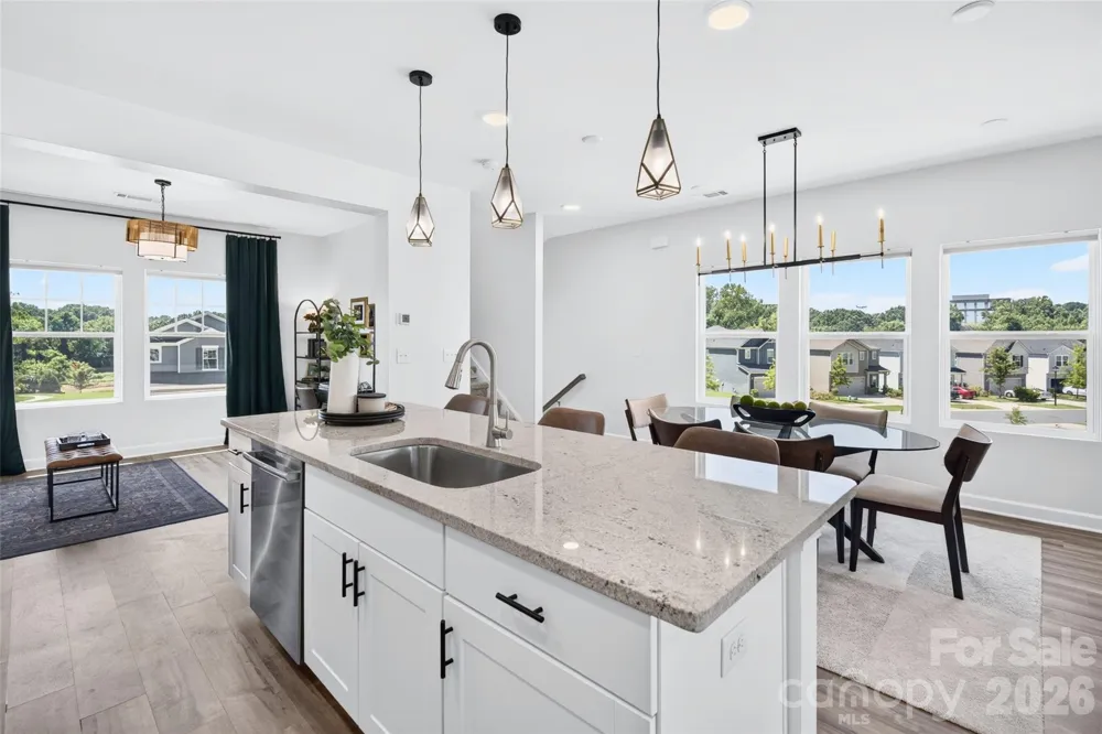 2522 Arbor Loop Drive Charlotte, NC 28217