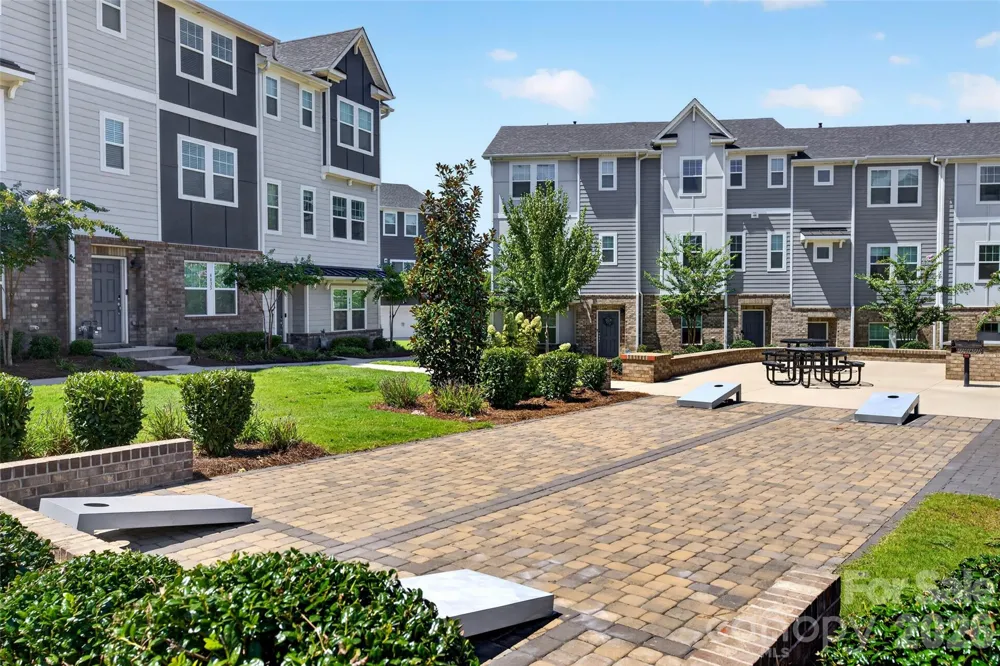 2522 Arbor Loop Drive Charlotte, NC 28217