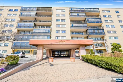 2185 Lemoine 5B