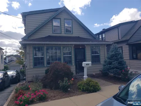 410 N 9th Street 2