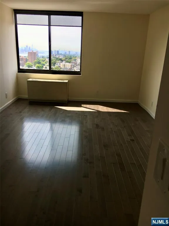 770 Anderson Avenue 22D Cliffside Park, NJ 07010