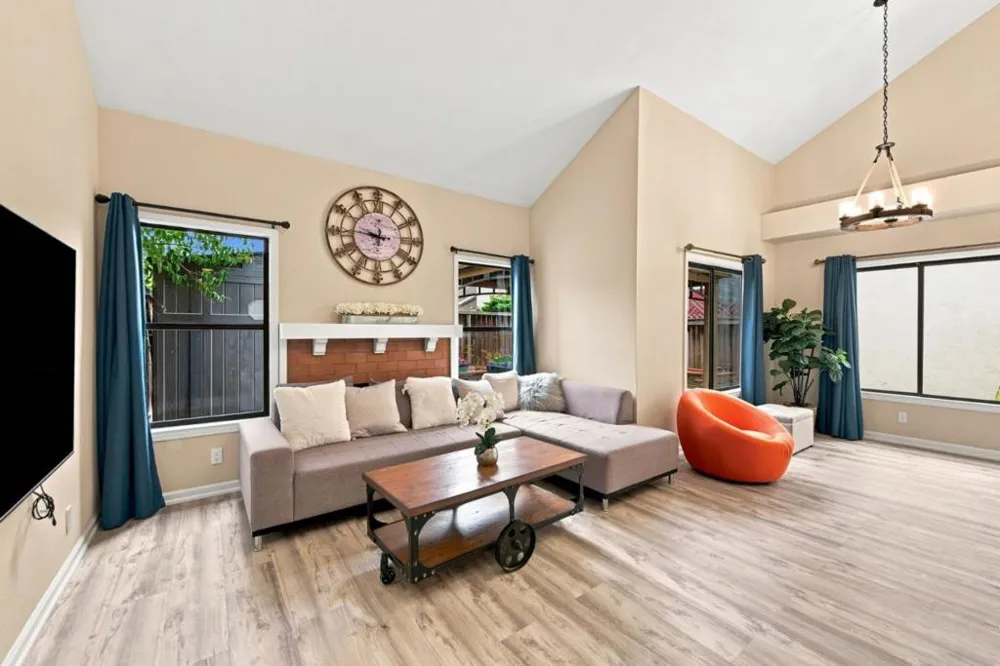 126 Mediterranean Avenue Hayward, CA 94544