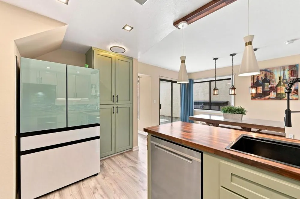126 Mediterranean Avenue Hayward, CA 94544