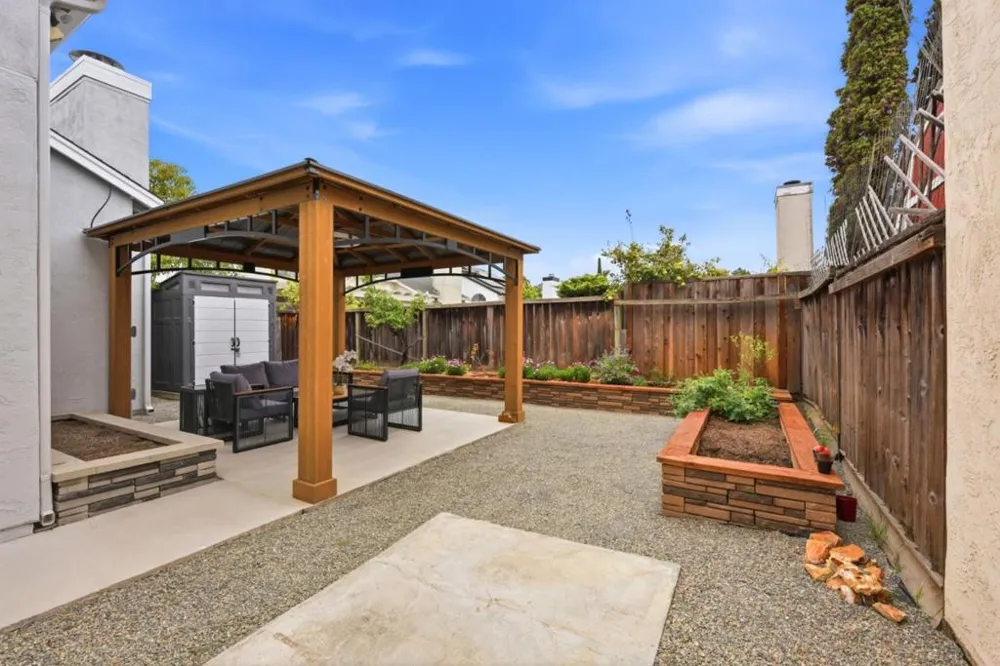 126 Mediterranean Avenue Hayward, CA 94544