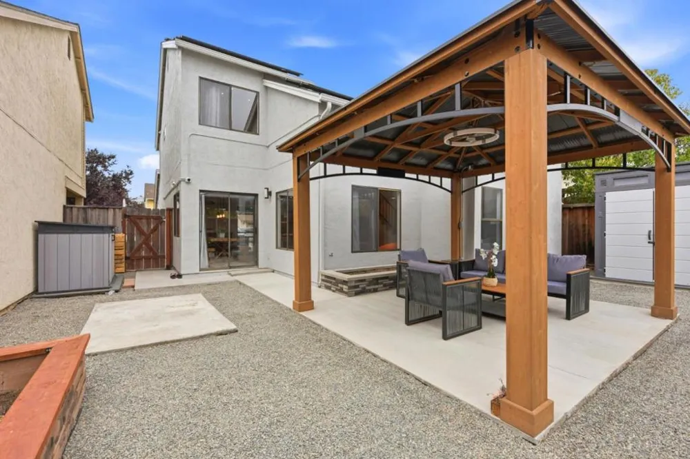 126 Mediterranean Avenue Hayward, CA 94544