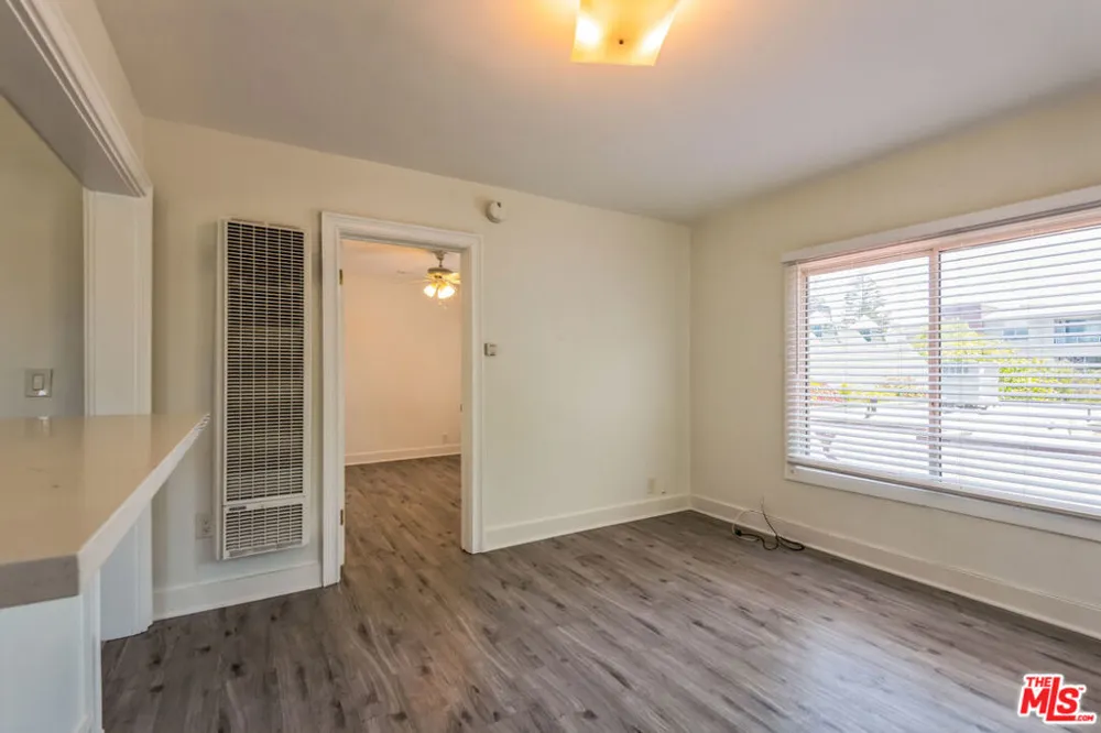 254 5th Avenue Venice, CA 90291