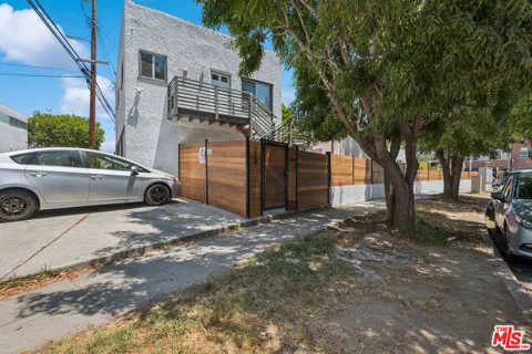 254 5th Avenue