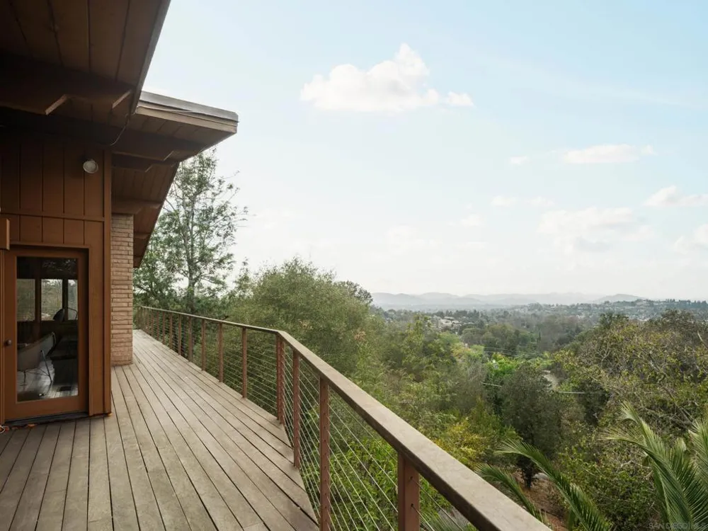 16208 Orchard Bend Poway, CA 92064