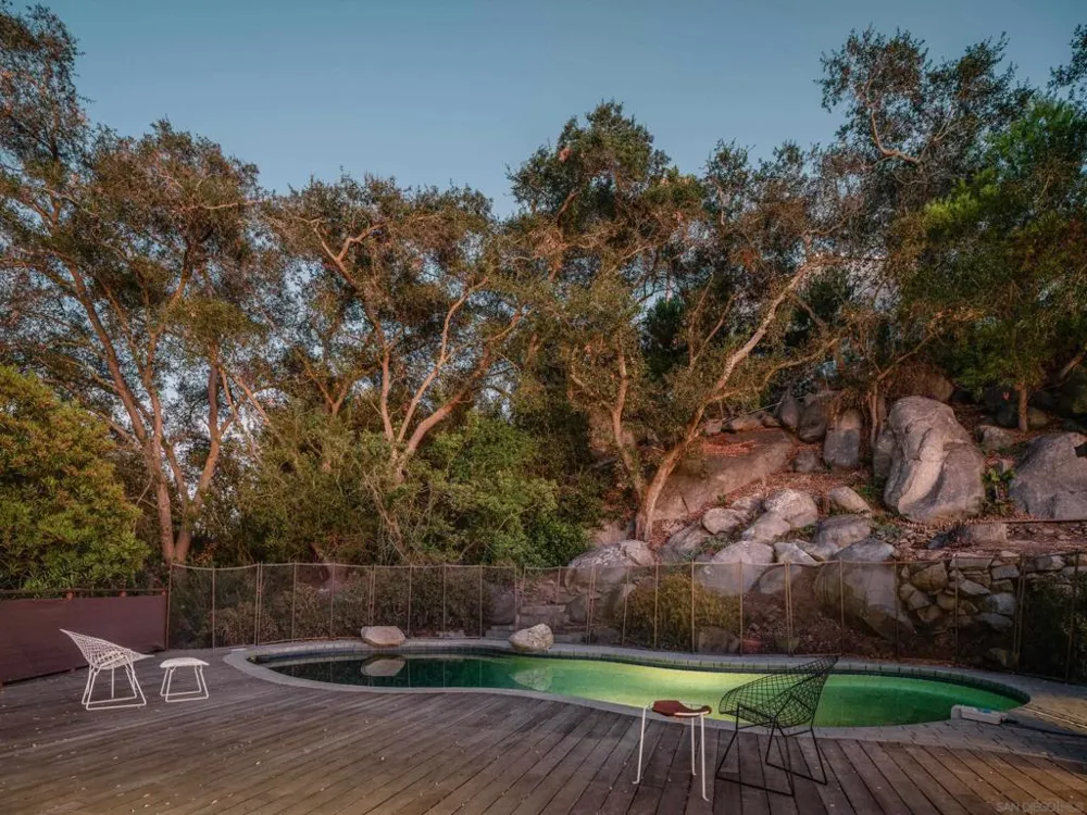 16208 Orchard Bend Poway, CA 92064