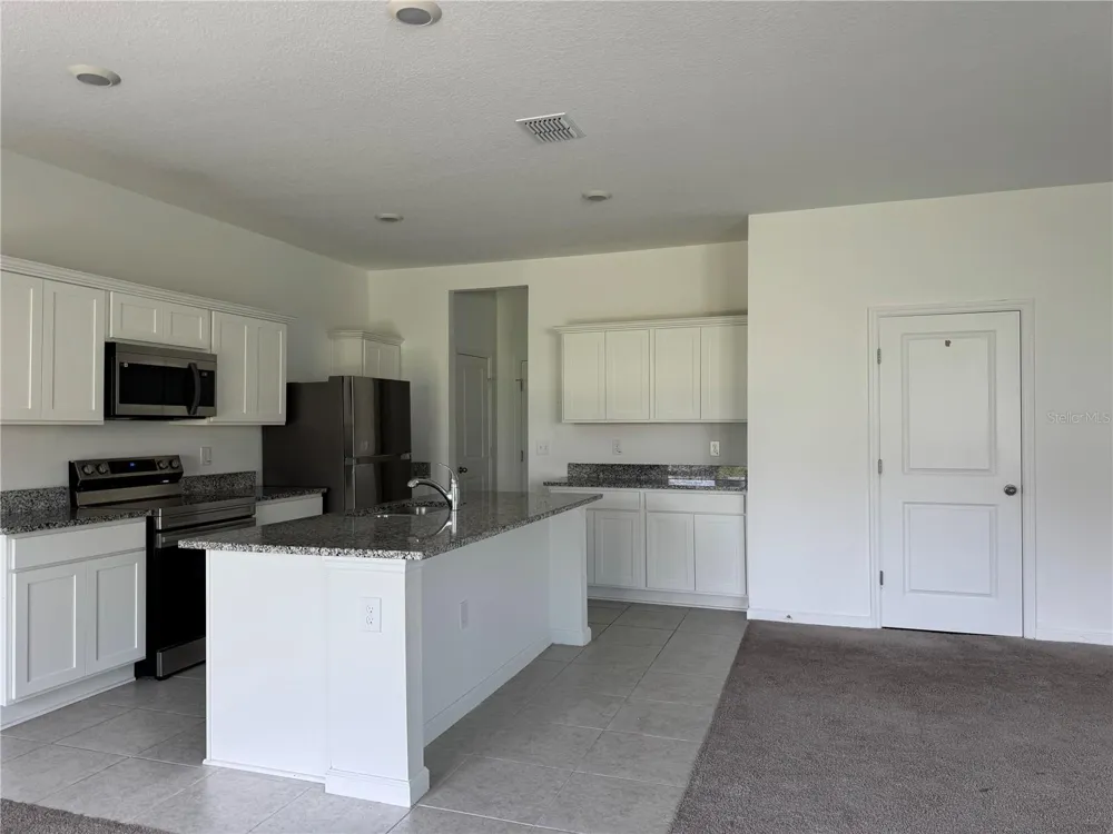 2669 BUTTERCUP AVENUE Haines City, FL 33844