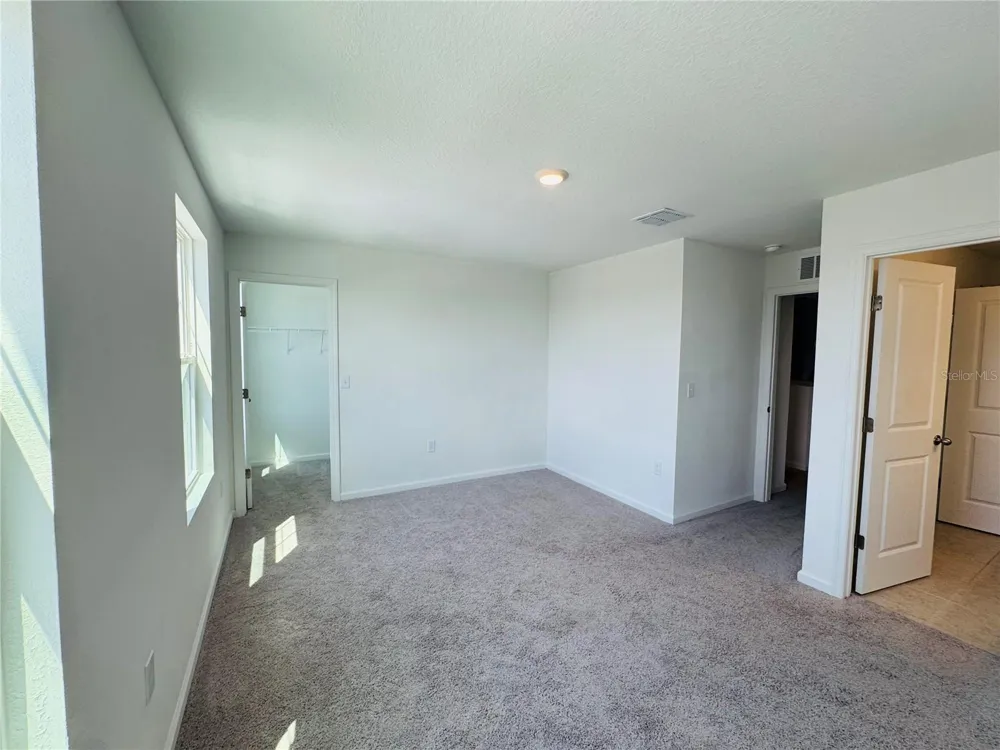 2669 BUTTERCUP AVENUE Haines City, FL 33844