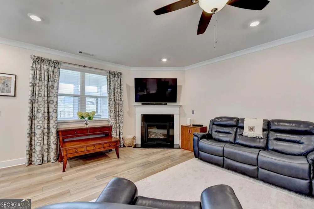 1621 Saddlegate DR Canton, GA 30114