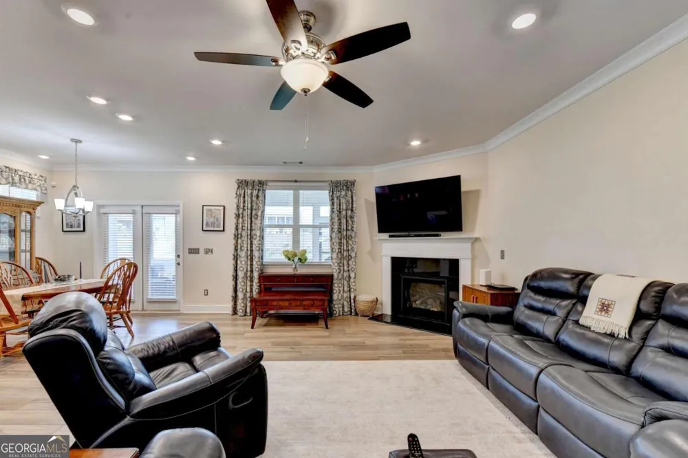 1621 Saddlegate DR Canton, GA 30114
