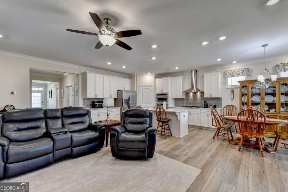 1621 Saddlegate DR Canton, GA 30114