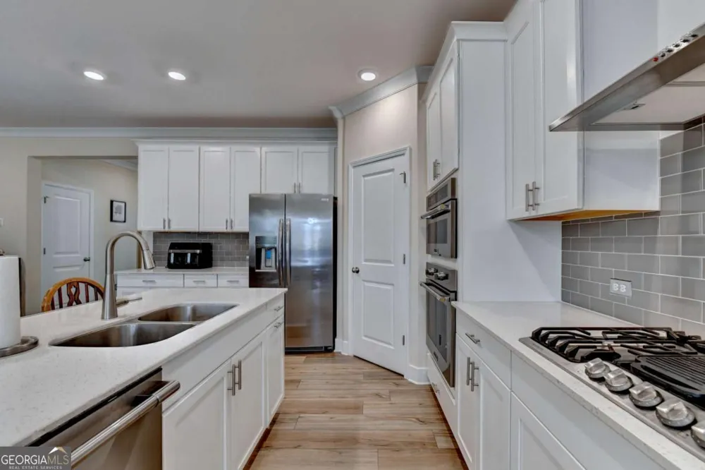 1621 Saddlegate DR Canton, GA 30114