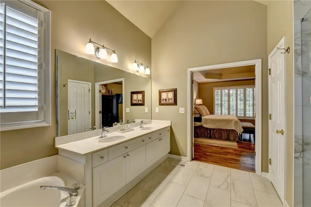 4196 Cami Way NE Buford, GA 30519