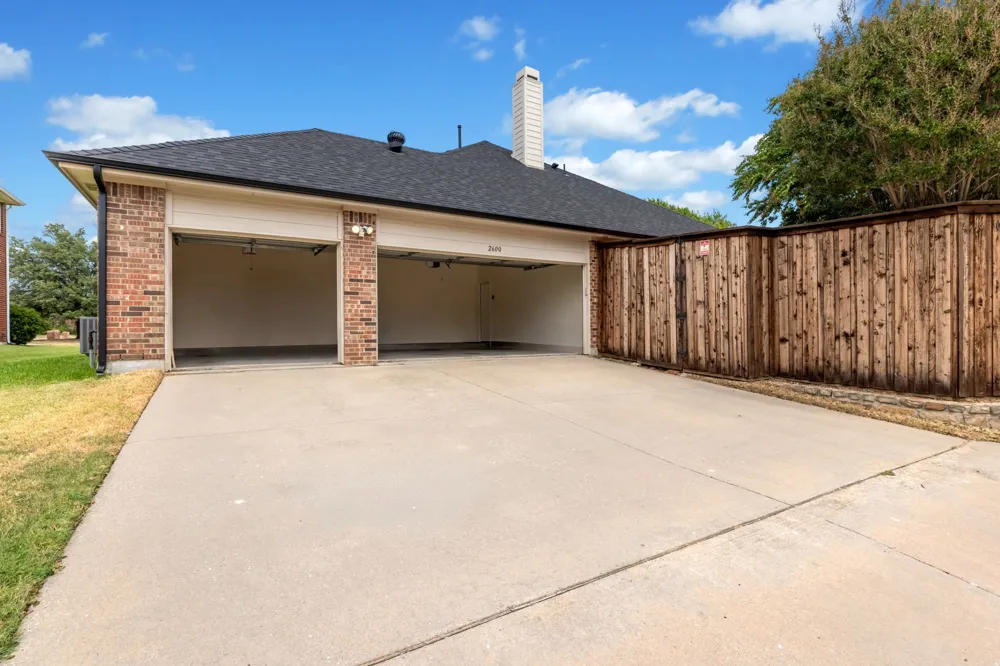 2600 Oakland Hills Drive Plano, TX 75025
