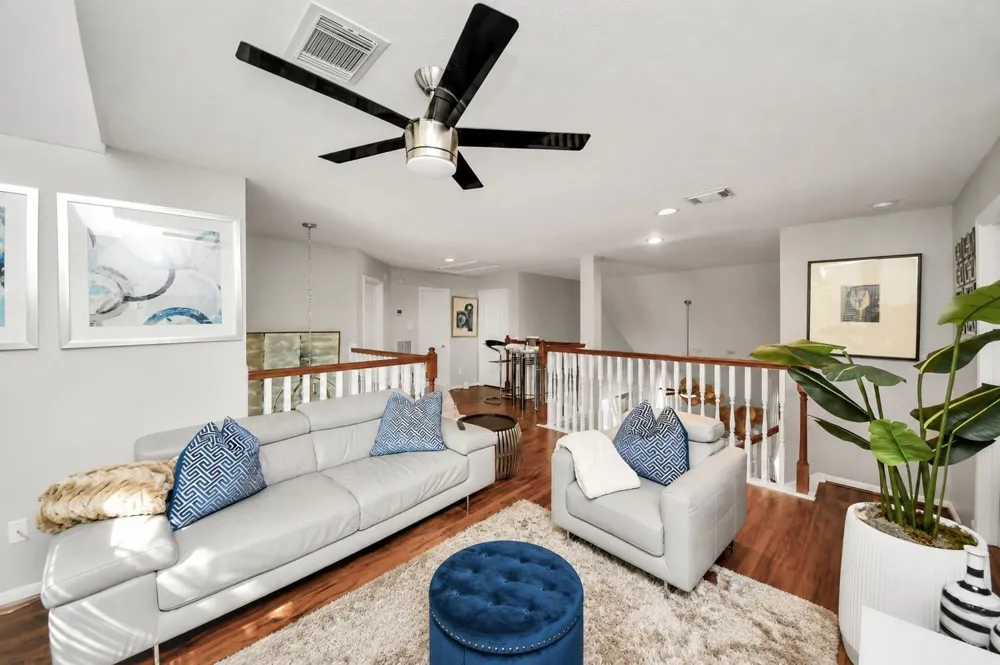 1123 Glendale Drive Sugar Land, TX 77479