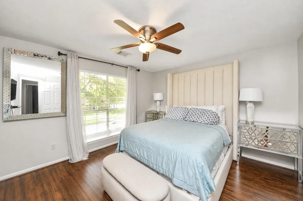 1123 Glendale Drive Sugar Land, TX 77479