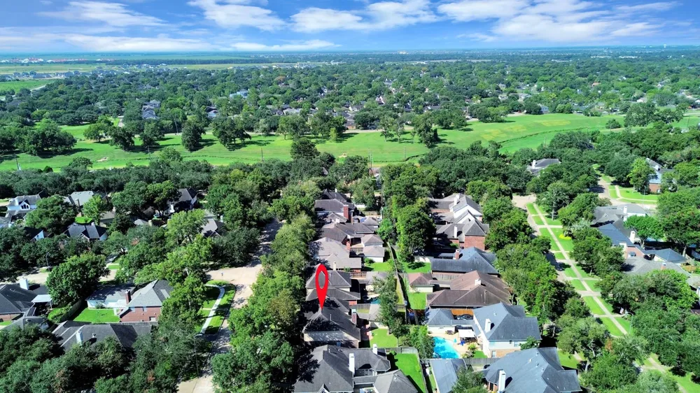 1123 Glendale Drive Sugar Land, TX 77479