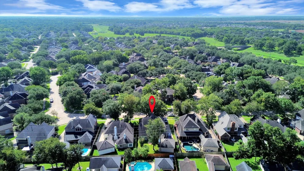1123 Glendale Drive Sugar Land, TX 77479