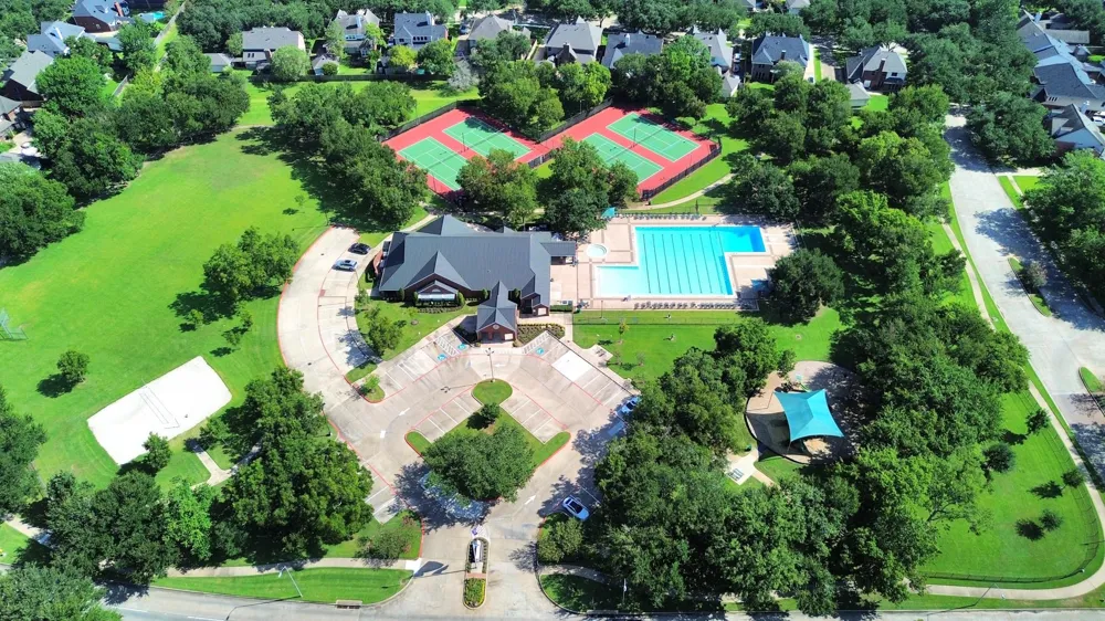 1123 Glendale Drive Sugar Land, TX 77479