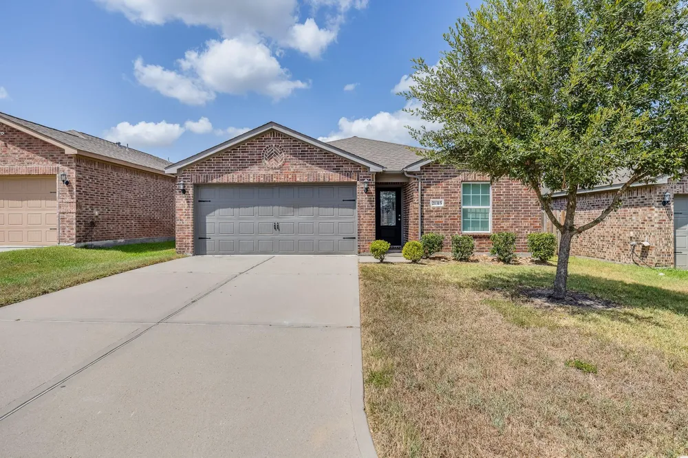 21315 Crimson Orchard Drive Hockley, TX 77447