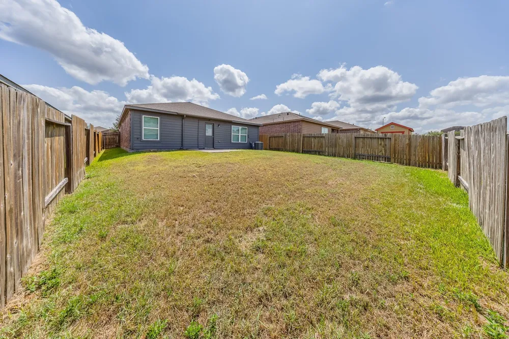21315 Crimson Orchard Drive Hockley, TX 77447