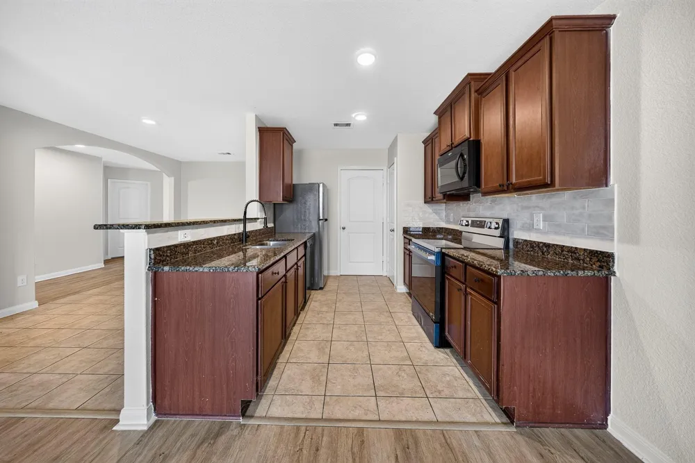 21315 Crimson Orchard Drive Hockley, TX 77447