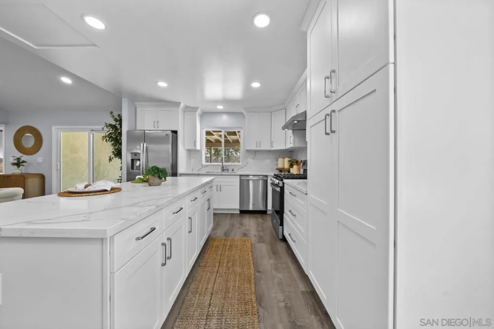 4105 Alana Cir Oceanside, CA 92056