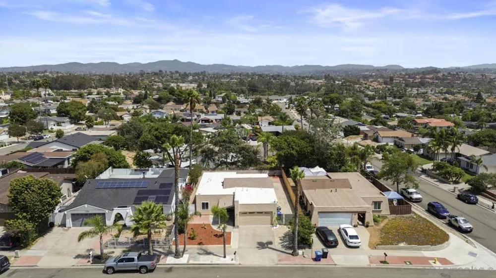 4105 Alana Cir Oceanside, CA 92056