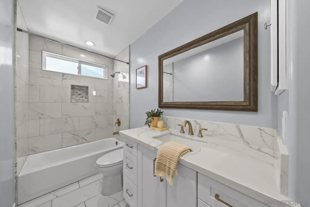 4105 Alana Cir Oceanside, CA 92056