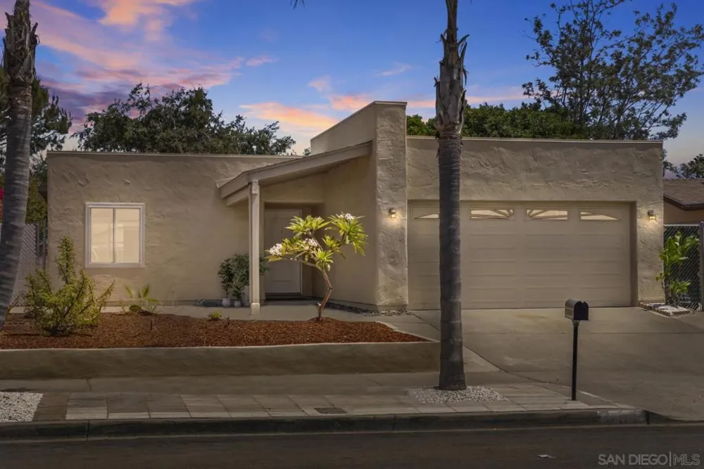 4105 Alana Cir Oceanside, CA 92056