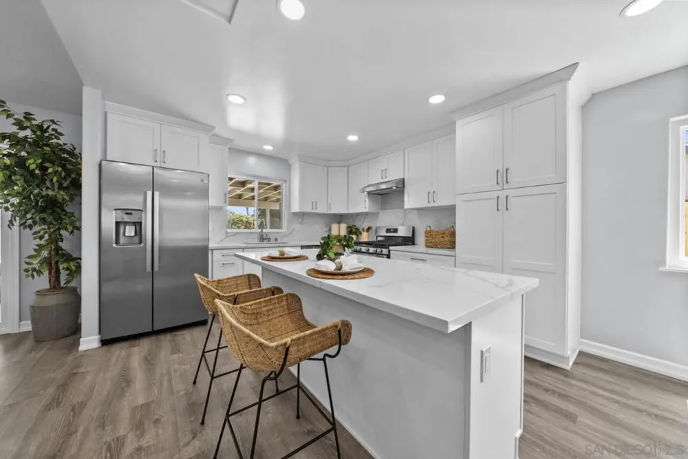 4105 Alana Cir Oceanside, CA 92056