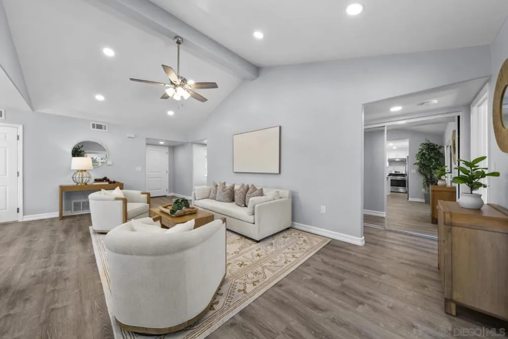 4105 Alana Cir Oceanside, CA 92056